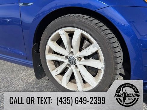 Used 2016 Volkswagen Golf R 4-Door image 9