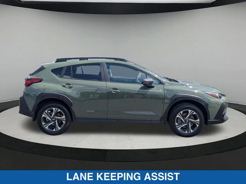 Certified 2026 Subaru Crosstrek 2.5i Premium AWD/4WD image 2