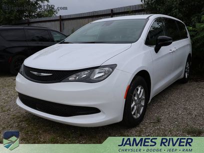 New 2027 Chrysler Pacifica LX