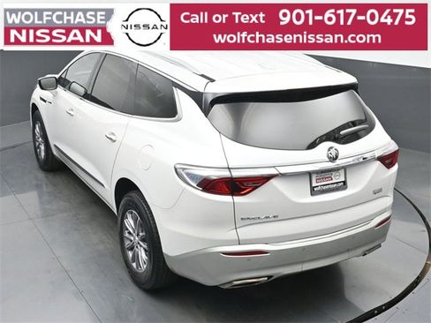 Used 2023 Buick Enclave Essence image 31
