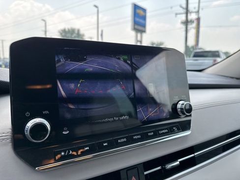 Used 2023 Mitsubishi Outlander SEL image 39