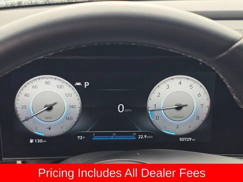 Used 2022 Hyundai Elantra Limited FWD image 16
