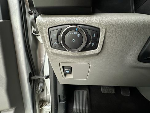 Used 2018 Ford F150 XL w/ Equipment Group 101A Mid AWD/4WD image 26