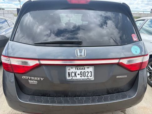 Used 2013 Honda Odyssey Touring image 12