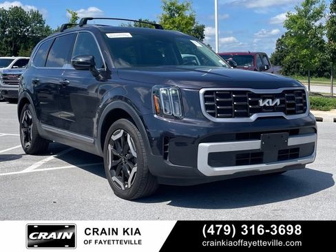 Used 2025 Kia Telluride S AWD/4WD image 1