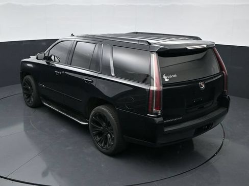 Used 2015 Cadillac Escalade Luxury AWD/4WD image 26
