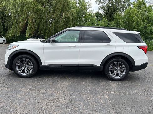 Used 2026 Ford Explorer Active w/ Active Comfort Package AWD/4WD image 16