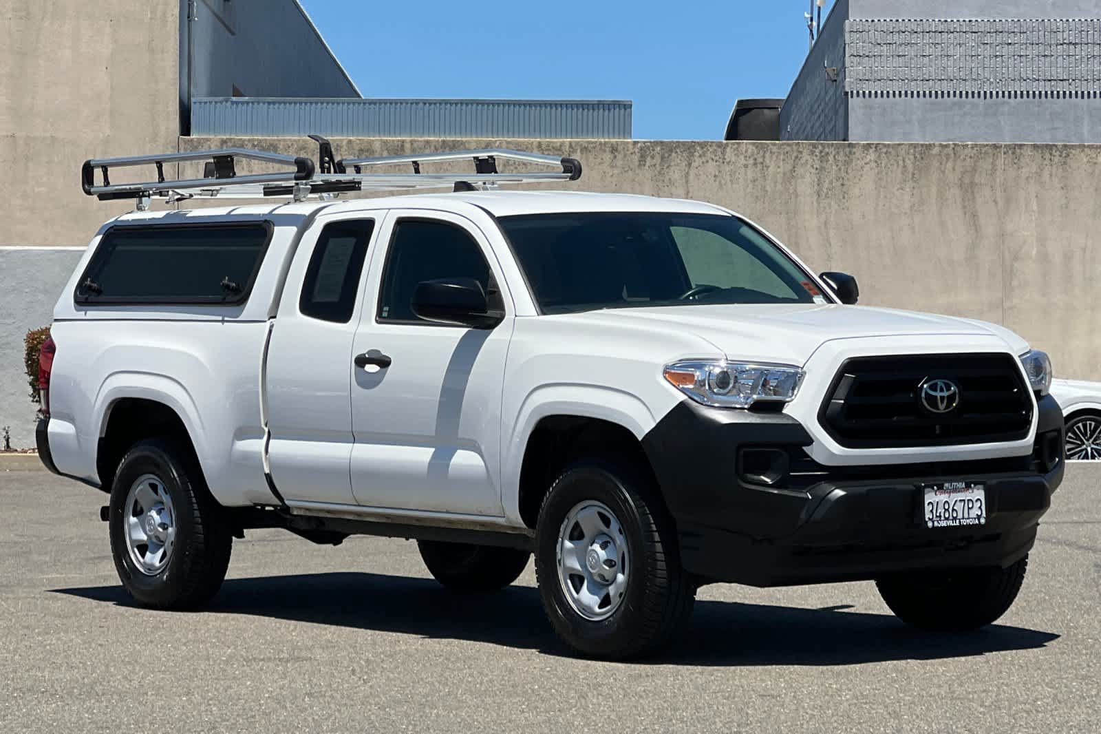 Used 2022 Toyota Tacoma SR RWD image 4