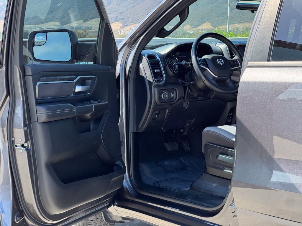 Used 2024 RAM 1500 Big Horn RWD image 8