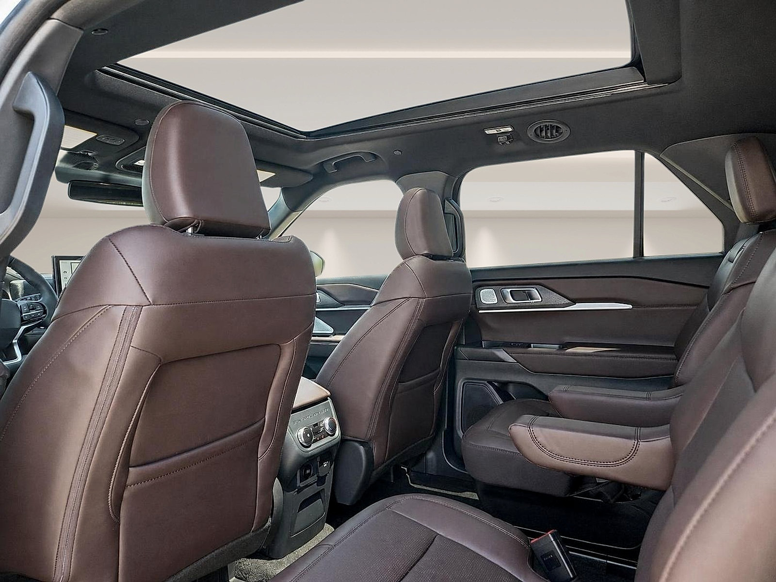 New 2026 Ford Explorer Platinum RWD image 12