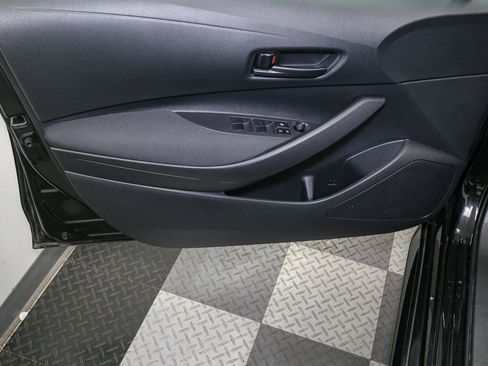 Used 2024 Toyota Corolla LE FWD image 38