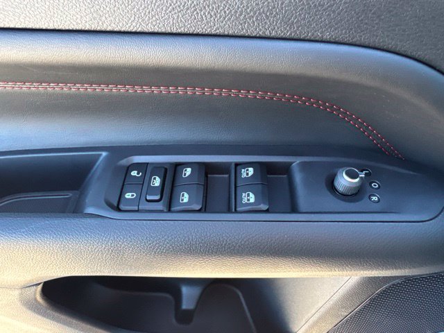 New 2027 Jeep Compass Trailhawk w/ Sun, Sound & Navigation Group AWD/4WD image 9