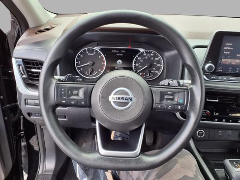 Used 2021 Nissan Rogue SV AWD/4WD image 15