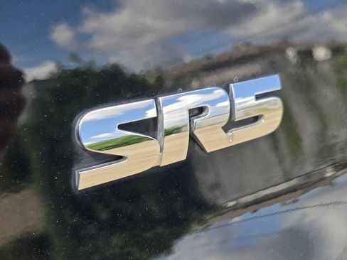 Used 2018 Toyota 4Runner SR5 Premium AWD/4WD image 11