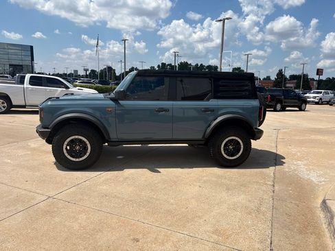 Used 2021 Ford Bronco Badlands w/ Sasquatch Package AWD/4WD image 7