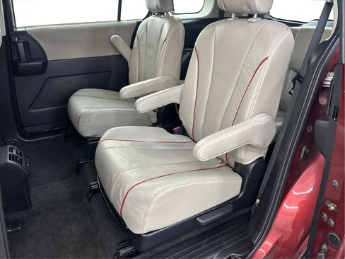 Used 2012 MAZDA MAZDA5 Grand Touring image 14