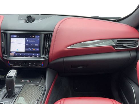 Used 2021 Maserati Levante S GranSport AWD/4WD image 19