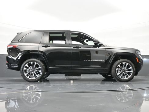 Used 2024 Jeep Grand Cherokee Overland w/ Luxury Tech Group IV image 54