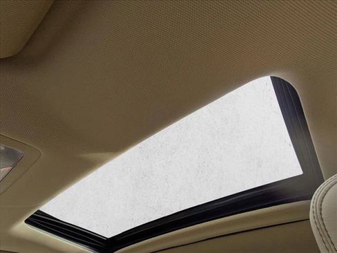 Used 2018 Toyota Highlander Limited image 19