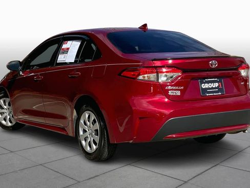 Used 2022 Toyota Corolla LE image 12