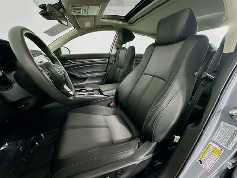 Used 2018 Honda Accord EX image 20