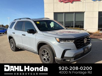 Used 2025 Honda Pilot TrailSport