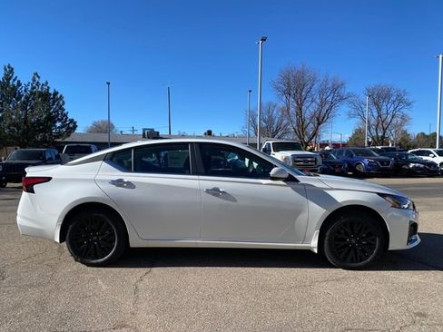 New 2025 Nissan Altima 2.5 SV w/ SV Special Edition Package image 6