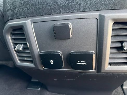 Used 2018 Ford F150 XLT w/ Equipment Group 302A Luxury AWD/4WD image 36