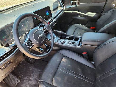 Certified 2025 Kia Sorento EX AWD/4WD image 7