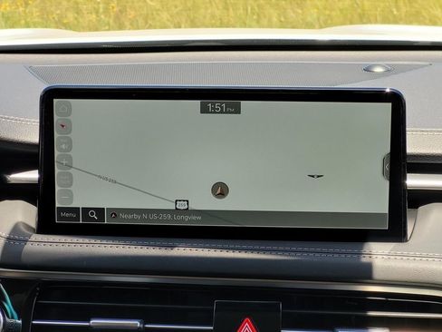 Used 2025 Genesis G70 2.5T image 18