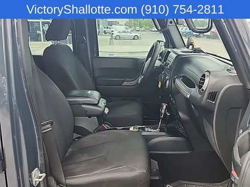 Certified 2018 Jeep Wrangler Unlimited Sport w/ Connectivity Group AWD/4WD image 25