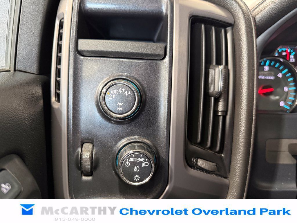 Used 2017 GMC Sierra 1500 SLT AWD/4WD image 19