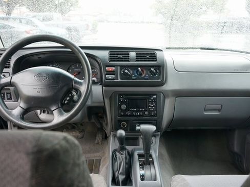 Used 2000 Nissan Xterra 4WD image 15