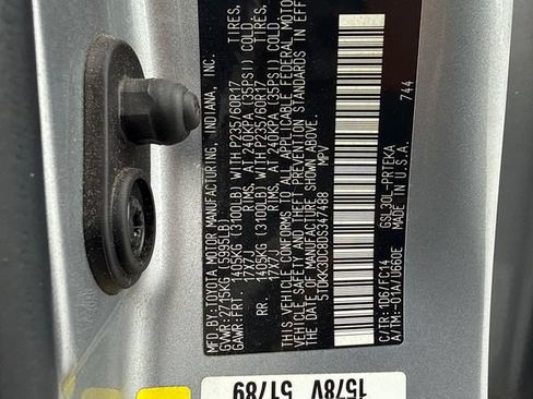 Used 2013 Toyota Sienna LE FWD image 28