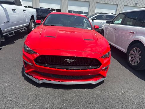 Used 2018 Ford Mustang GT Premium RWD image 2
