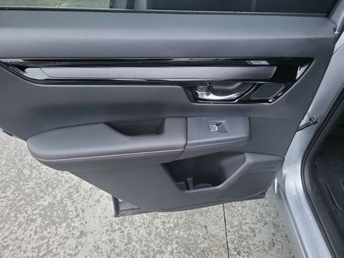 Used 2025 Honda CR-V Sport Touring image 29