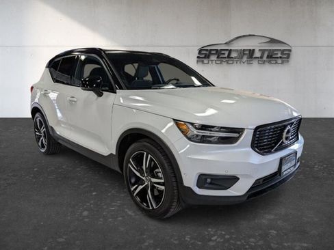 Used 2019 Volvo XC40 T5 R-Design AWD/4WD image 1