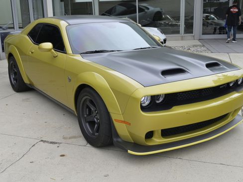 Used 2021 Dodge Challenger SRT Super Stock image 3