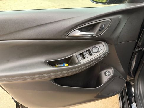 Used 2023 Buick Encore GX Select w/ Sport Touring Package image 9