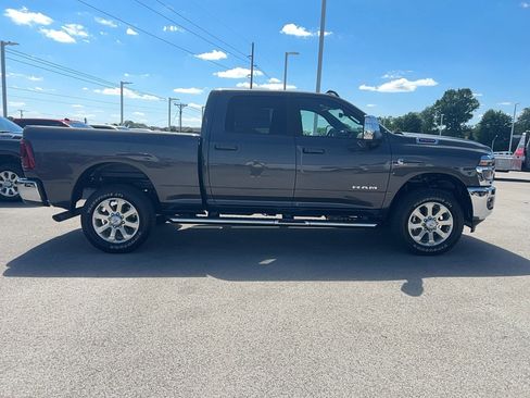 New 2026 RAM 2500 Laramie w/ Towing Technology Group AWD/4WD image 2