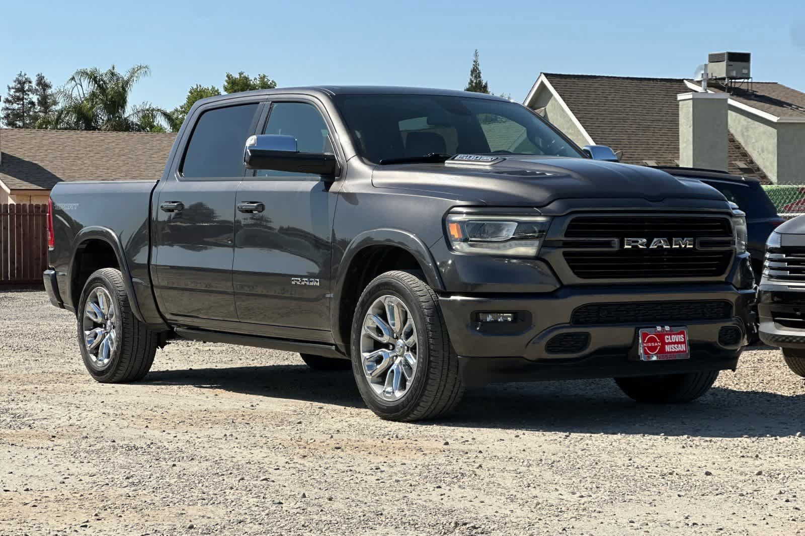 Used 2020 RAM 1500 Laramie w/ Sport Appearance Package AWD/4WD image 10