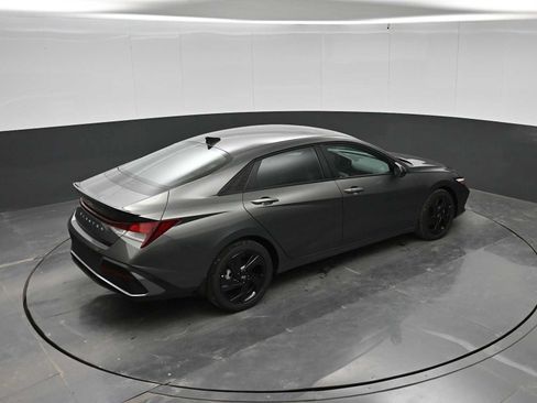 New 2026 Hyundai Elantra SEL Sport FWD image 36