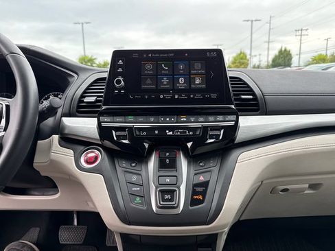 Certified 2025 Honda Odyssey EX-L image 21