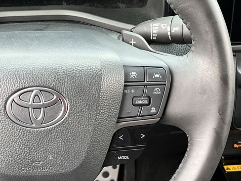 Used 2025 Toyota Camry XSE w/ Premium Package FWD image 13