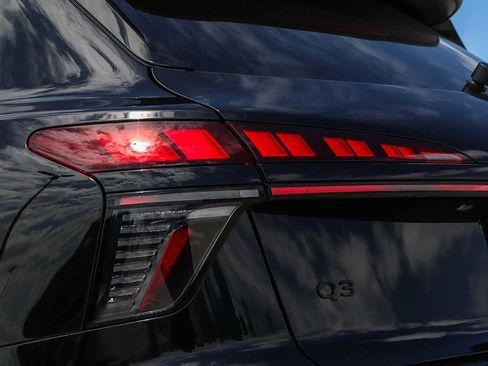 New 2026 Audi Q3 quattro 2.0T AWD/4WD image 12