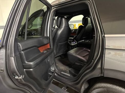 Used 2021 Lincoln Navigator Reserve AWD/4WD image 15