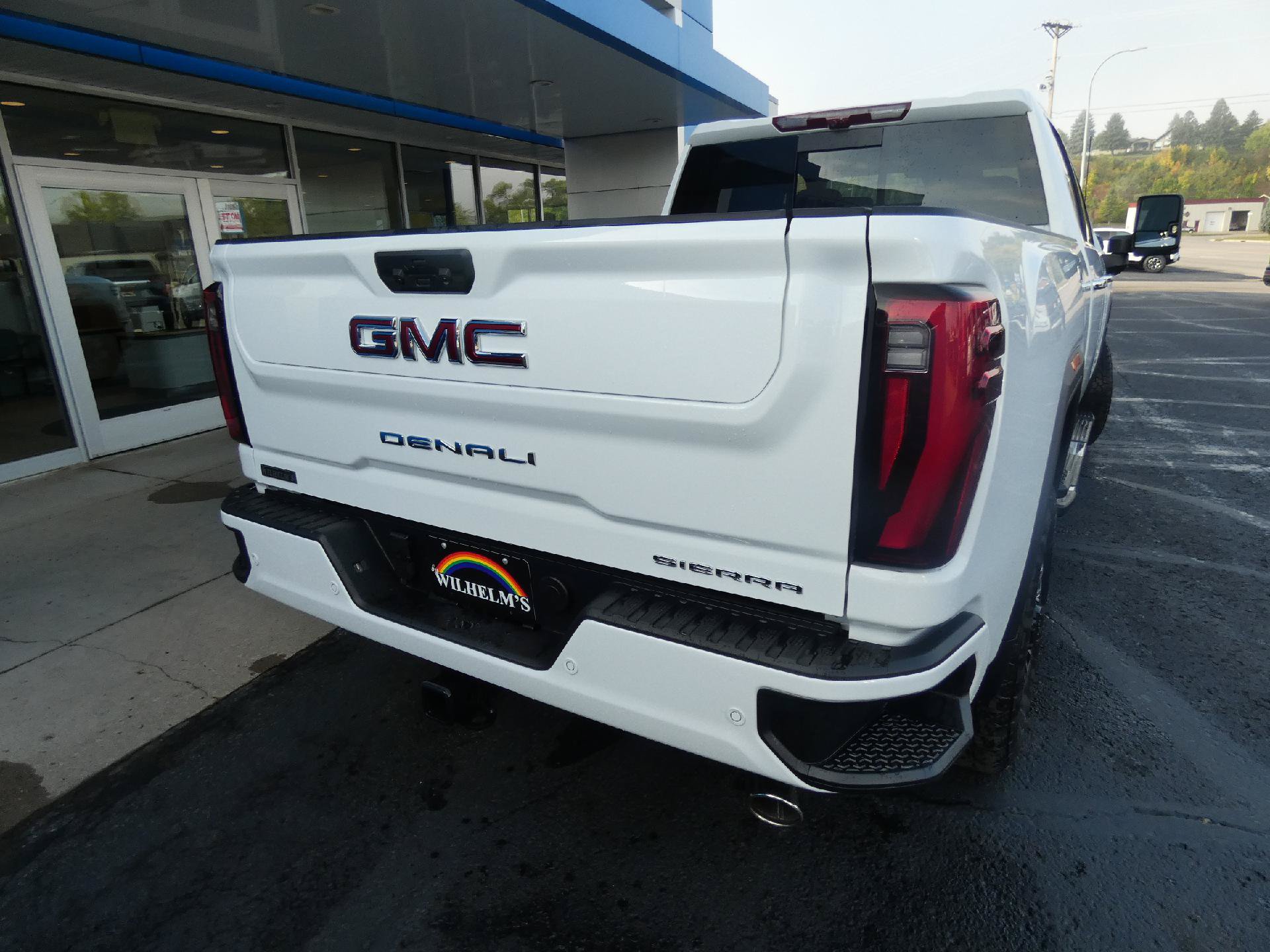 New 2026 GMC Sierra 3500 Denali w/ Denali Reserve Package AWD/4WD image 3