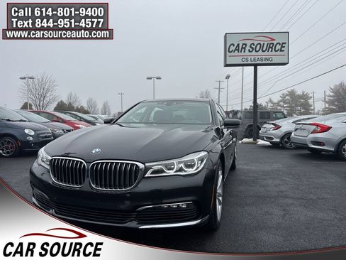 Used 2018 BMW 750i xDrive image 1