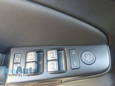 Used 2020 Chevrolet Tahoe LS RWD image 21