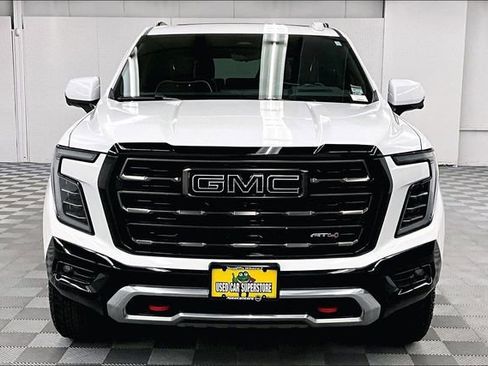 Used 2025 GMC Yukon XL AT4 Ultimate w/ LPO, Floor Liner Package AWD/4WD image 4